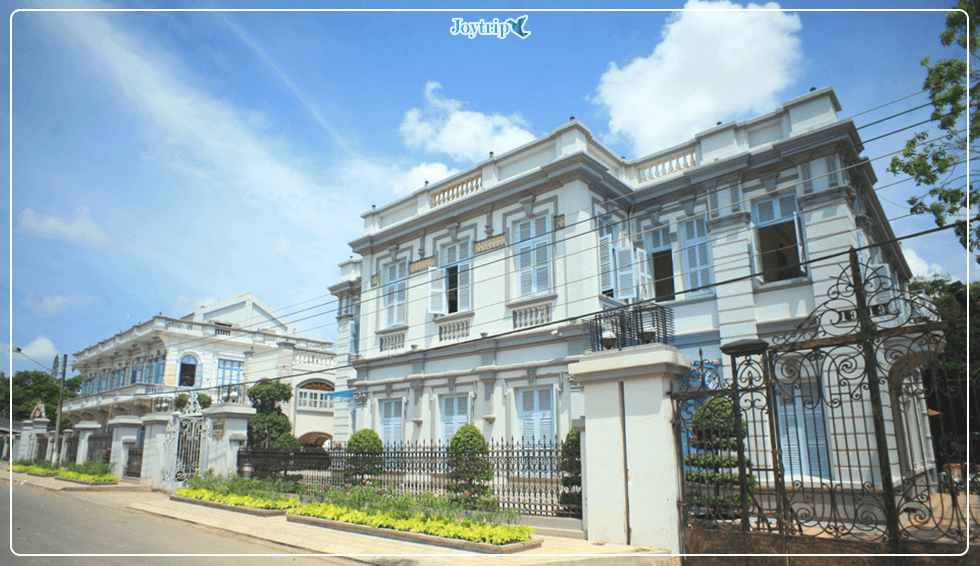 Joytrip chuyen ban combo du lich, ve may bay, phong khach san